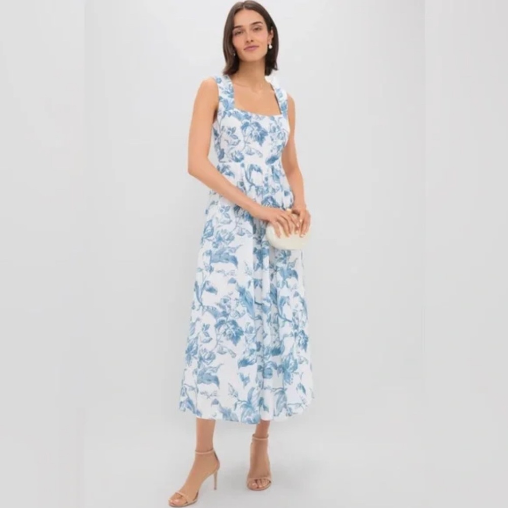 Tuckernuck Hyacinth House size M Maizie maxi dress white blue floral pleated NEW